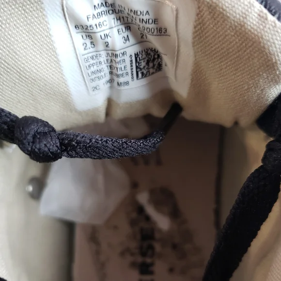 Leather Black Converse Junior Sneakers - Picture 7 of 16